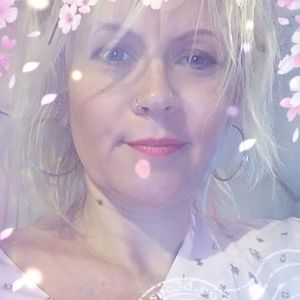 Meet your Posher, Hazel